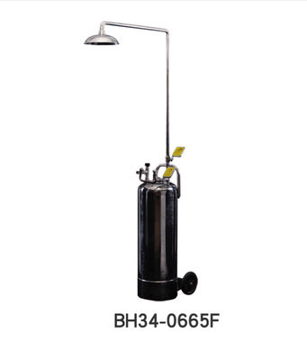 জরুরী পোর্টেবল চোখ ধোয়ার স্টেশন 80L - 100L রাসায়নিক প্রতিরোধী